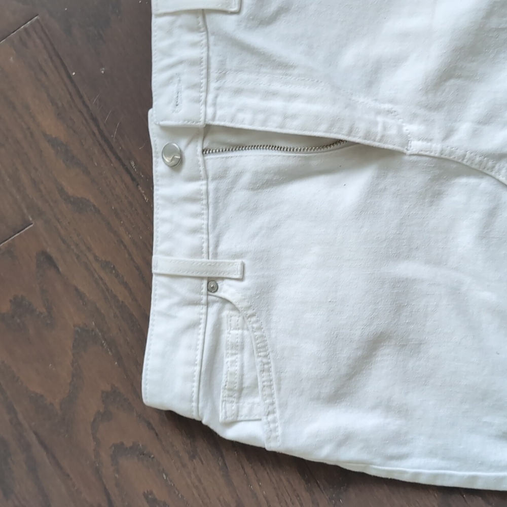 Joe's Jeans White Jean Mini Skirt Size 28 - Picture 4 of 9